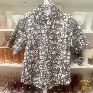 Columbia Grey & White Coastal Fish Button Down L